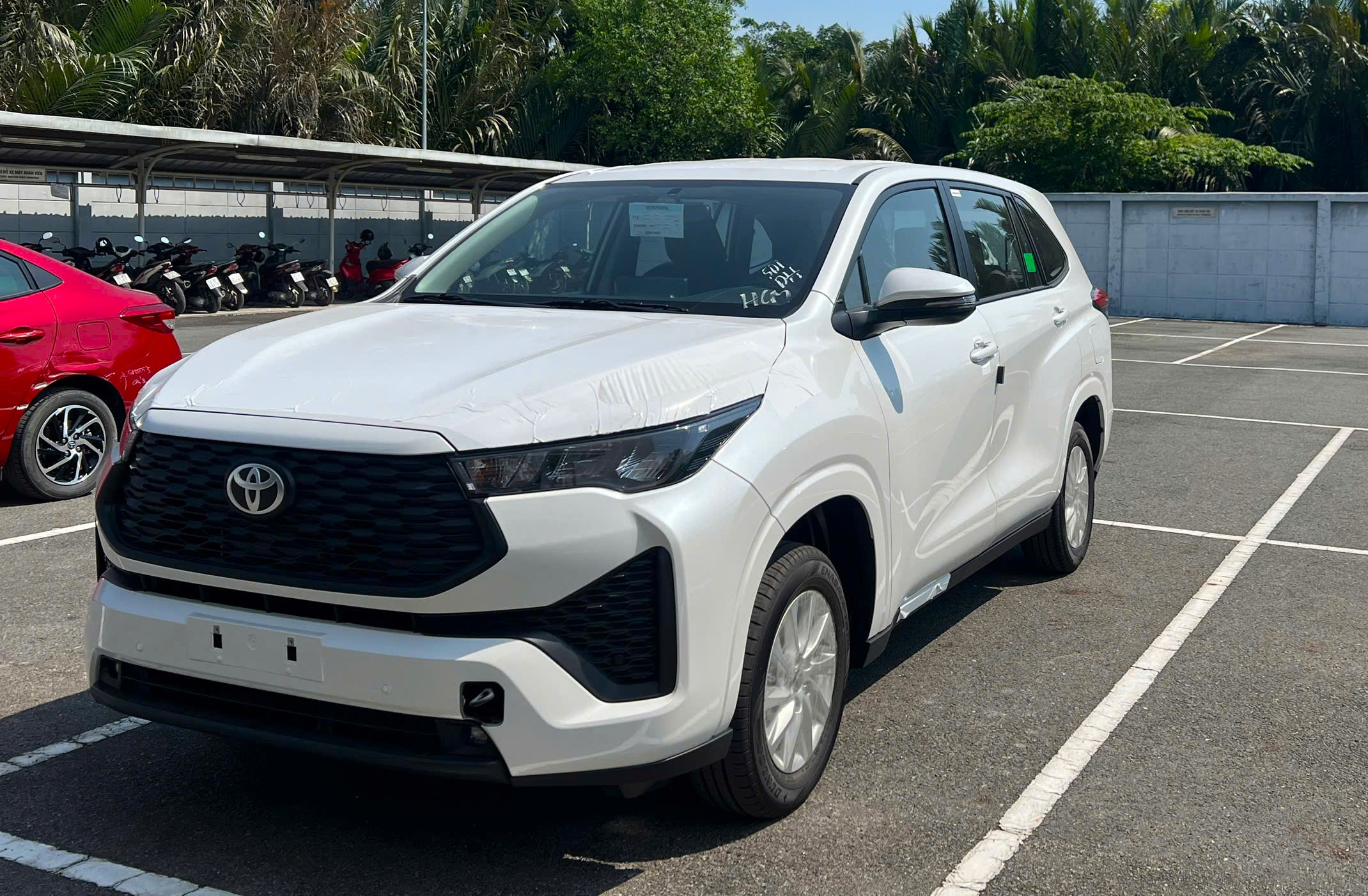 Xe taxi đưa đón bến tàu cao tốc Rạch Giá cốp rộng chở hành lý